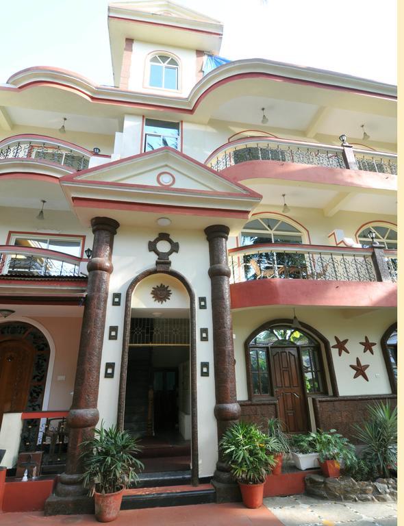 Casa De Cris Hotel Cavelossim Exterior photo
